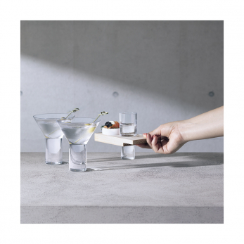 Набор сервировочный из стопки и подставки Vodka Solo
